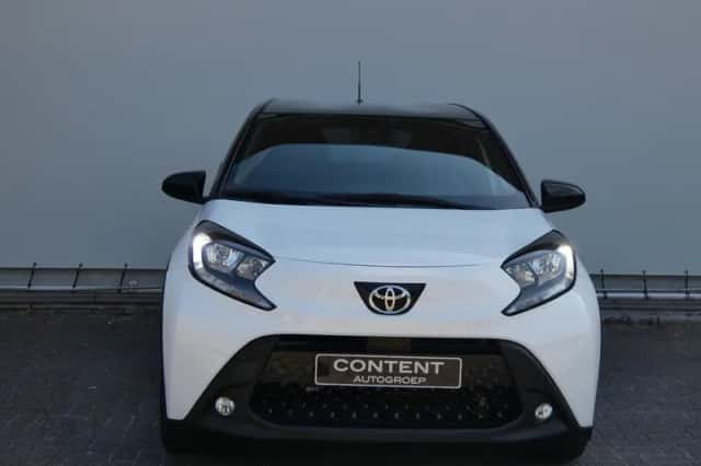 Toyota Aygo (2024) thumbnail 2