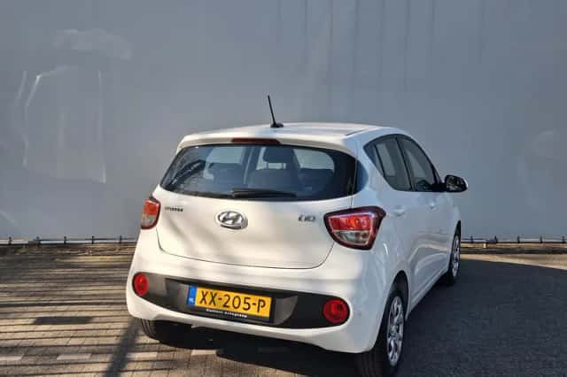 Hyundai i10 (2019) thumbnail 4