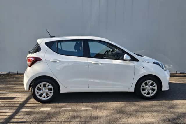 Hyundai i10 (2019) thumbnail 5