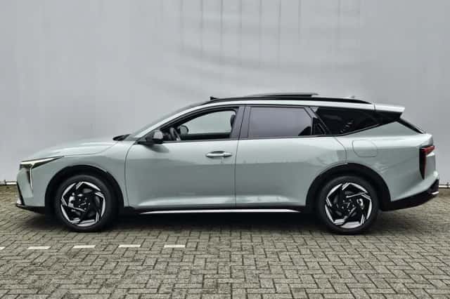 Kia K4 (2026) thumbnail 2