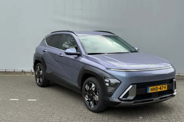 Hyundai Kona (2025) thumbnail 3