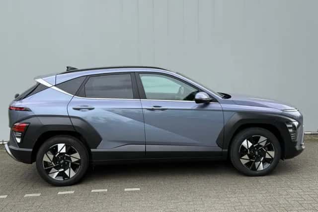 Hyundai Kona (2025) thumbnail 4