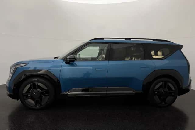 Kia EV9 (2024) thumbnail 3