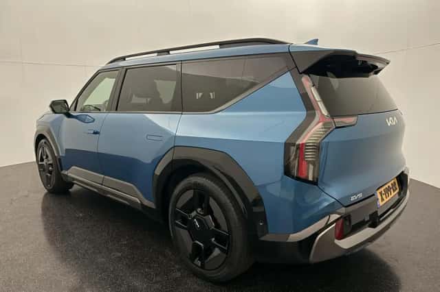 Kia EV9 (2024) thumbnail 4