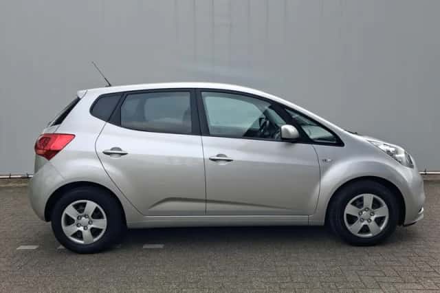 Kia Venga (2016) thumbnail 5