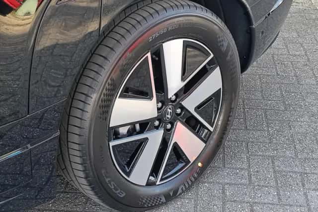 Hyundai Ioniq 9 (2026) thumbnail 6