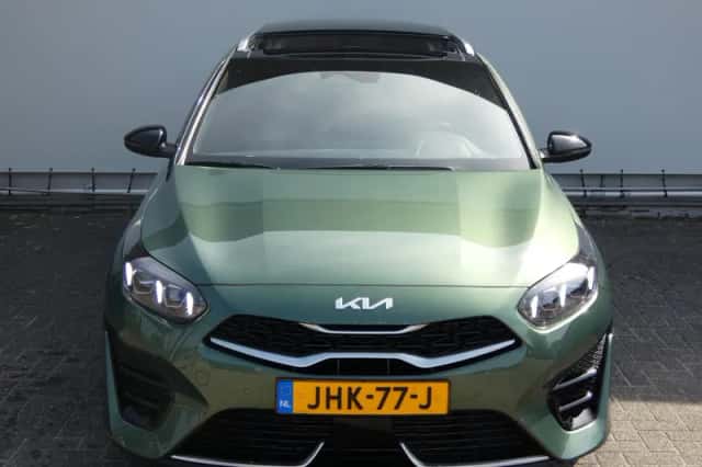 Kia Ceed Sportswagon (2025) thumbnail 2