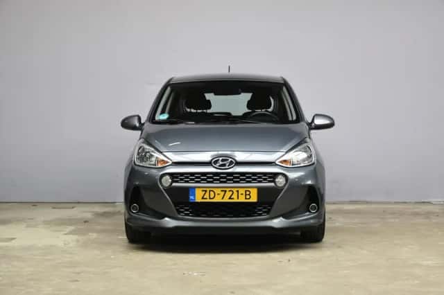 Hyundai i10 (2019) thumbnail 2