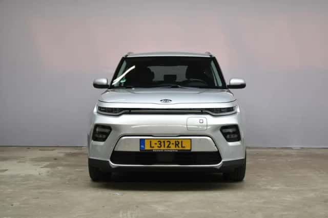 Kia Soul EV (2021) thumbnail 2