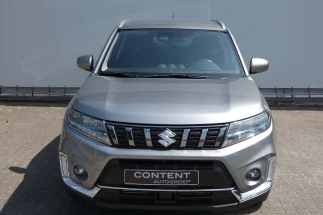 Suzuki Vitara (2022) thumbnail 2