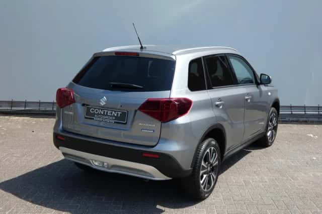 Suzuki Vitara (2022) thumbnail 5