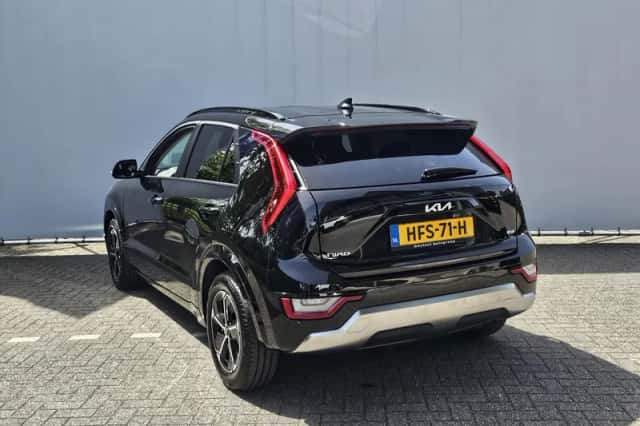Kia Niro (2025) thumbnail 3