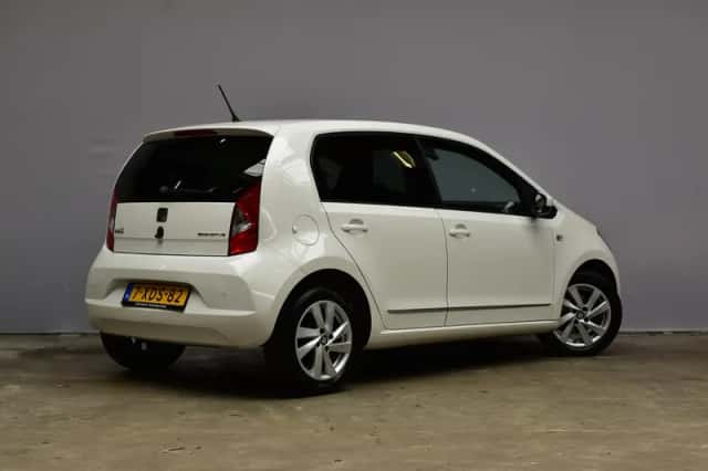 SEAT Mii (2014) thumbnail 5