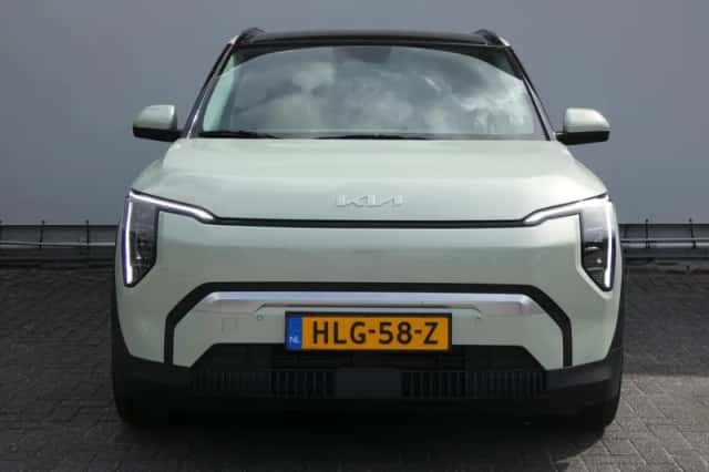 Kia EV3 (2025) thumbnail 2