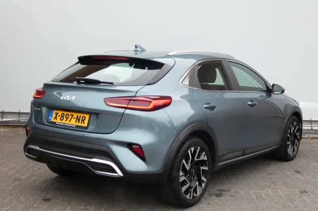 Kia XCeed (2024) thumbnail 5