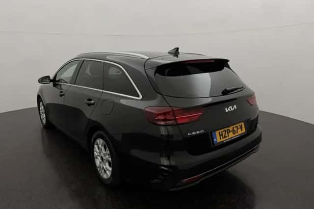 Kia Ceed Sportswagon (2025) thumbnail 4