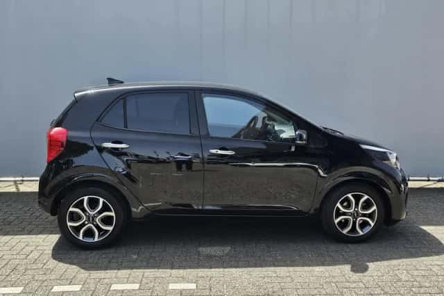 Kia Picanto (2021) thumbnail 5