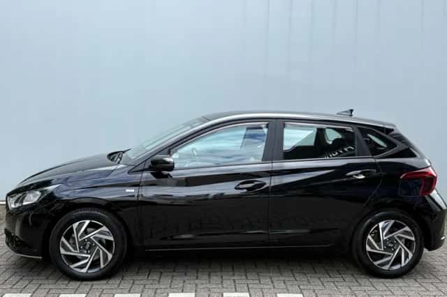 Hyundai i20 (2024) thumbnail 2