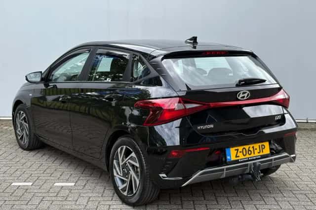 Hyundai i20 (2024) thumbnail 3
