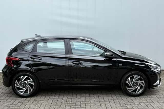 Hyundai i20 (2024) thumbnail 6