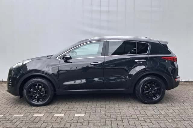Kia Sportage (2017) thumbnail 2