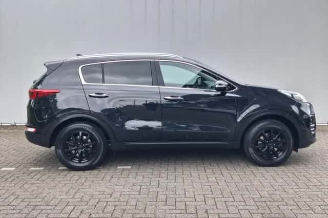 Kia Sportage (2017) thumbnail 5