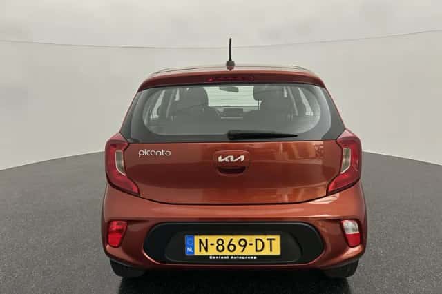 Kia Picanto (2021) thumbnail 4