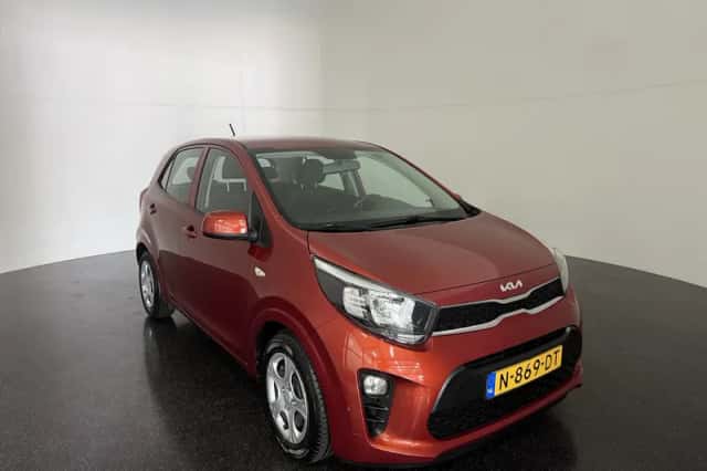 Kia Picanto (2021) thumbnail 6