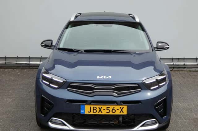 Kia Stonic (2025) thumbnail 2