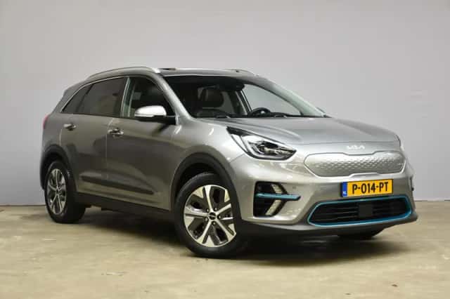 Kia Niro EV (2022) thumbnail 3