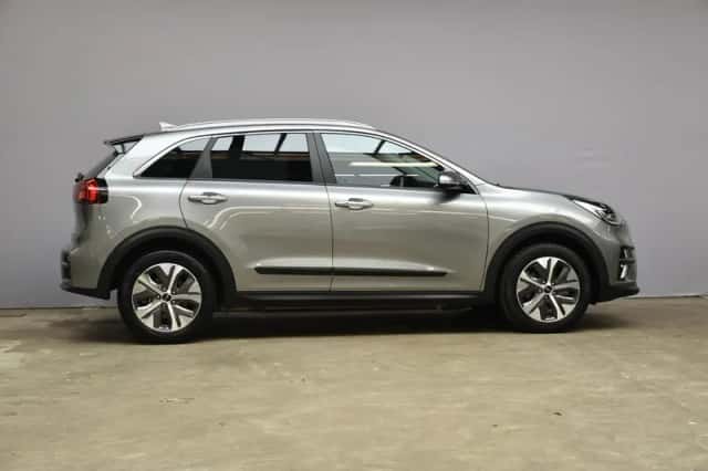 Kia Niro EV (2022) thumbnail 4