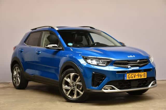 Kia Stonic (2024) thumbnail 3