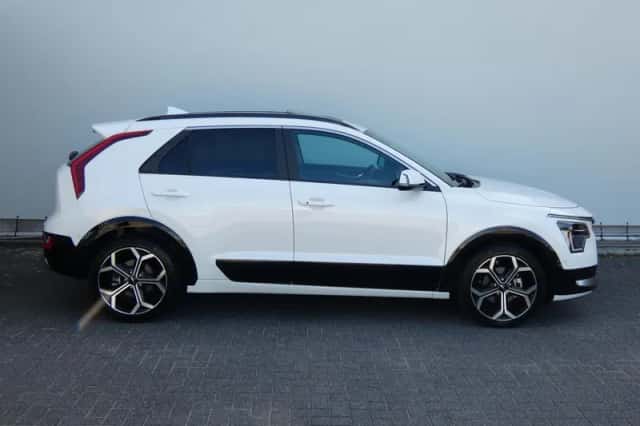 Kia Niro (2025) thumbnail 5