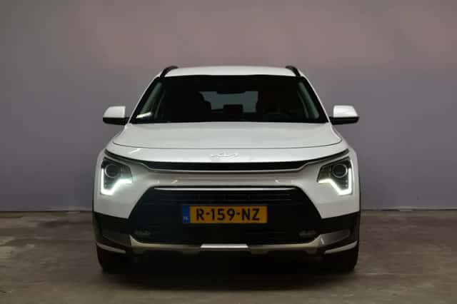 Kia Niro (2022) thumbnail 2
