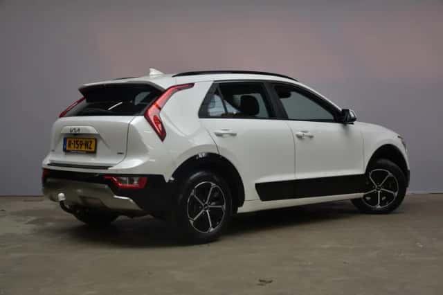 Kia Niro (2022) thumbnail 5