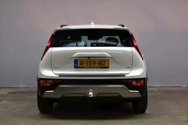 Kia Niro (2022) thumbnail 6