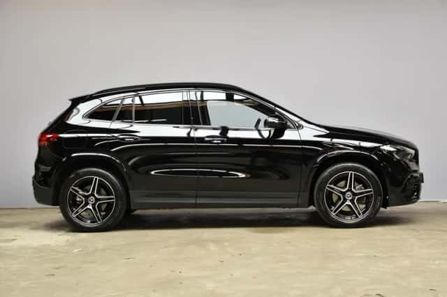 Mercedes-Benz GLA (2025) thumbnail 5