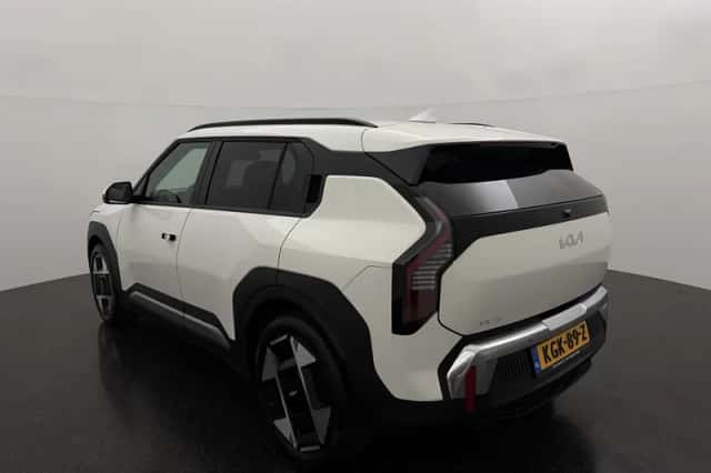 Kia EV3 (2026) thumbnail 3