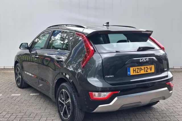 Kia Niro (2025) thumbnail 3