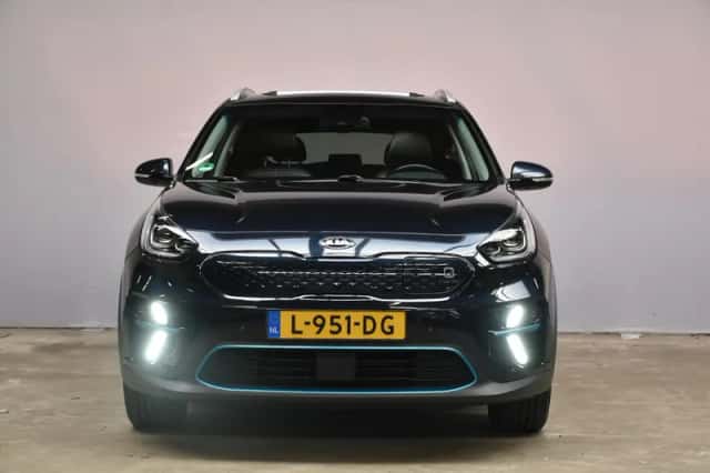 Kia Niro EV (2021) thumbnail 2