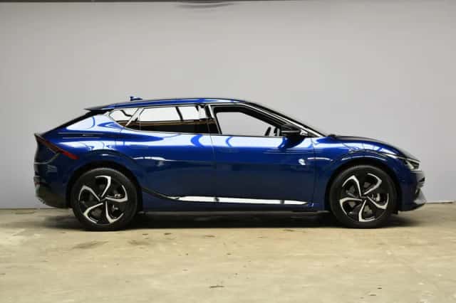 Kia EV6 (2024) thumbnail 4