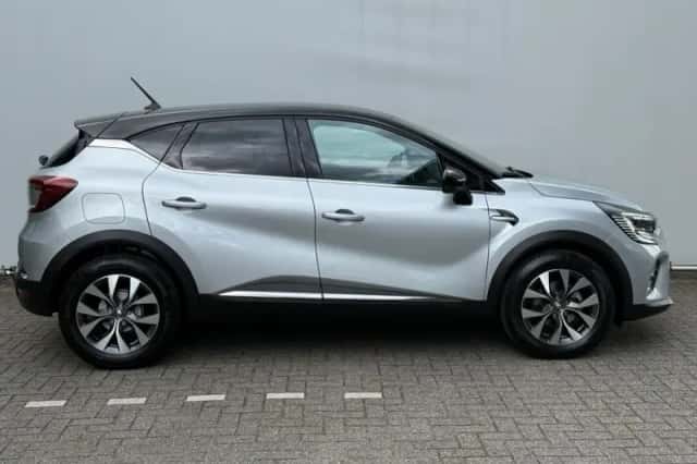 Renault Captur (2026) thumbnail 5