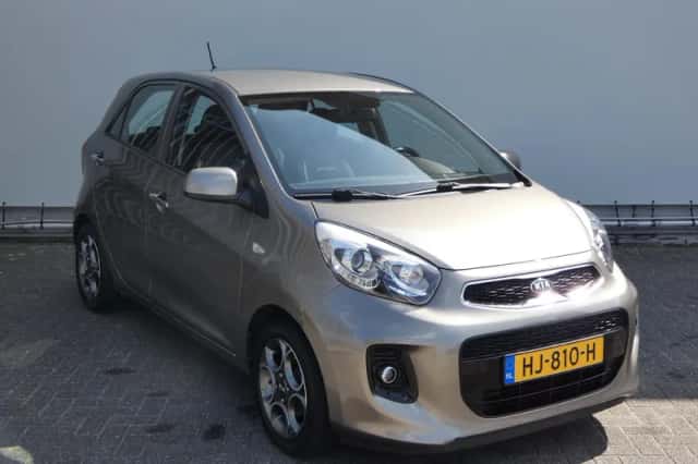 Kia Picanto (2016) thumbnail 3