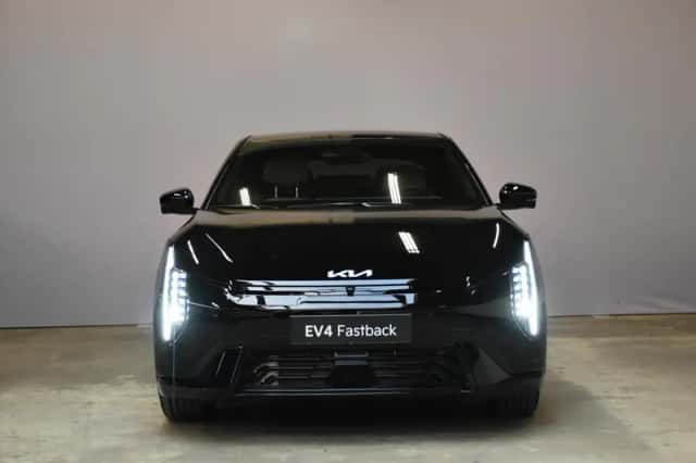 Kia EV4 (2026) thumbnail 2