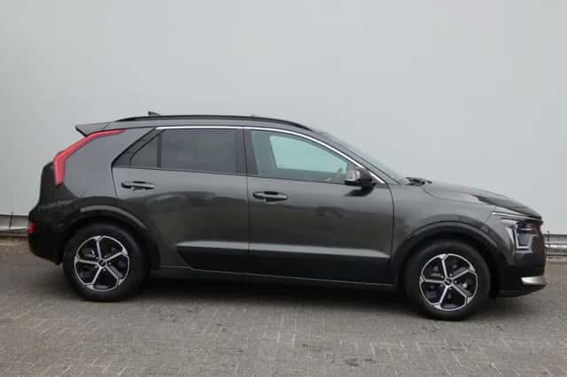 Kia Niro (2024) thumbnail 4