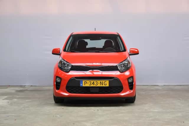 Kia Picanto (2022) thumbnail 2