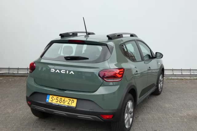 Dacia Sandero Stepway (2023) thumbnail 5