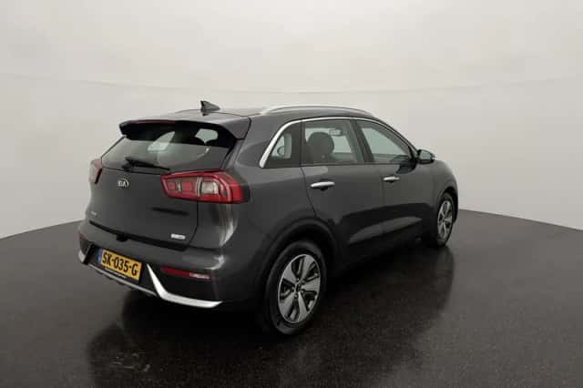 Kia Niro (2018) thumbnail 6