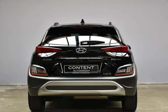 Hyundai Kona (2022) thumbnail 6