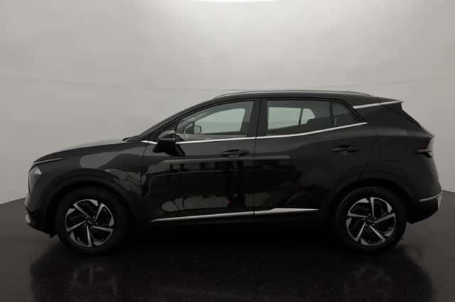 Kia Sportage (2022) thumbnail 3